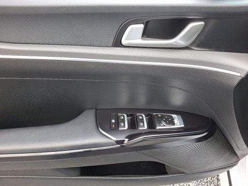 Used 2024 Kia K5 LXS image 12