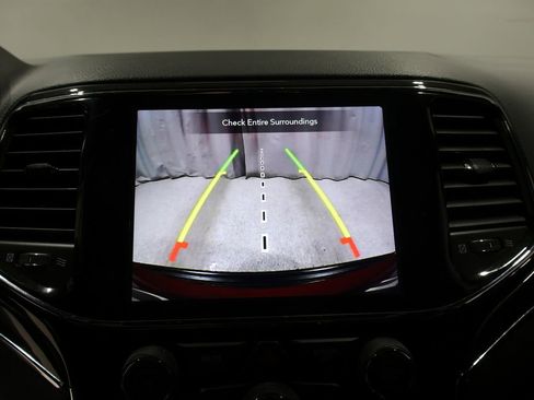 Used 2021 Jeep Grand Cherokee Trailhawk w/ Premium Lighting Group AWD/4WD image 27