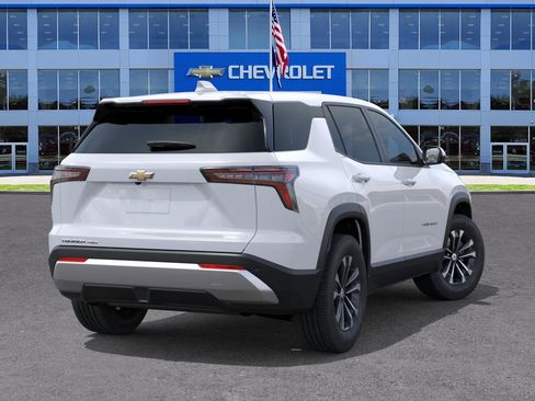 New 2026 Chevrolet Equinox LT w/ Convenience Package II image 4