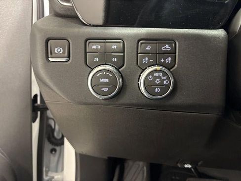 New 2026 GMC Sierra 1500 SLT w/ SLT Premium Plus Package image 10
