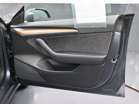 Used 2022 Tesla Model 3 Long Range image 39