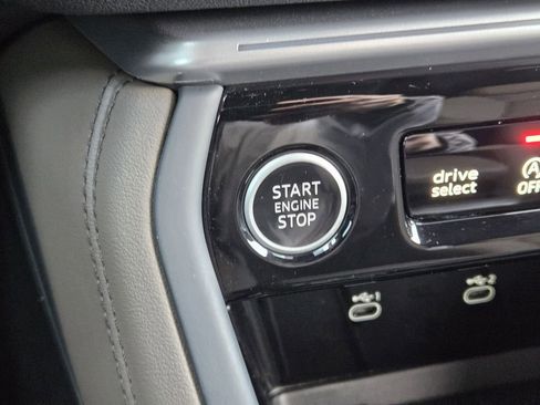 Certified 2025 Audi Q5 Premium Plus w/ Premium Plus image 25