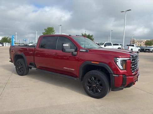 Used 2025 GMC Sierra 2500 AT4 w/ AT4 Premium Plus Package image 5