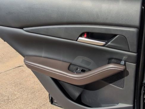 Used 2025 MAZDA CX-30 AWD 2.5 S w/ Premium Package image 15