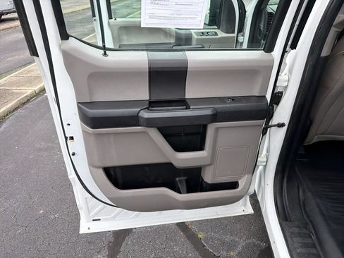 Used 2018 Ford F150 XL w/ Equipment Group 101A Mid RWD image 30