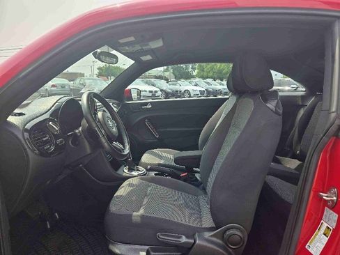 Used 2019 Volkswagen Beetle 2.0T Final Edition SEL image 9