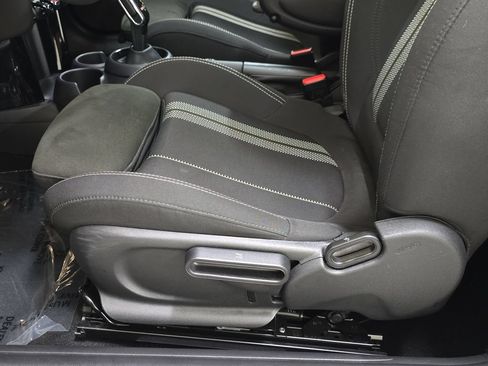 Used 2023 MINI Cooper John Cooper Works FWD image 28