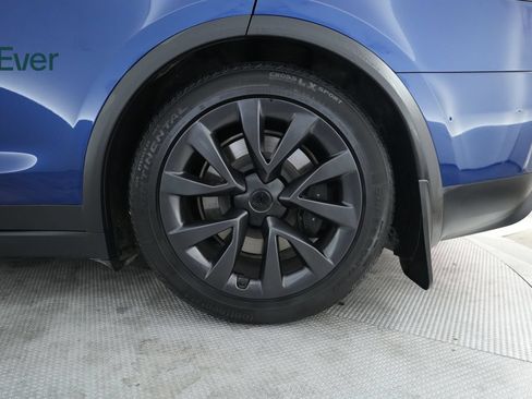 Used 2024 Tesla Model X AWD/4WD image 9