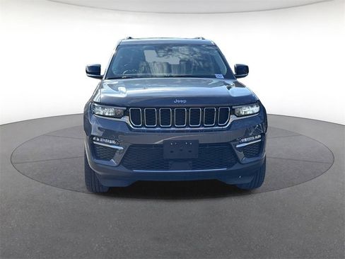 Used 2022 Jeep Grand Cherokee Limited image 8