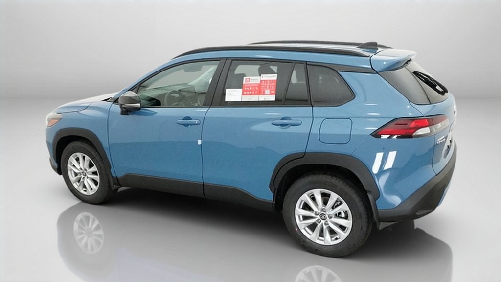 New 2026 Toyota Corolla Cross LE w/ Moonroof Package FWD image 29