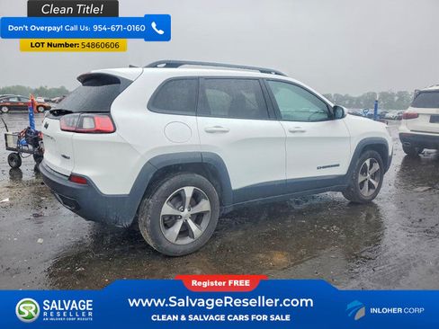 Used 2020 Jeep Cherokee Latitude w/ Quick Order Package 26F North AWD/4WD image 4