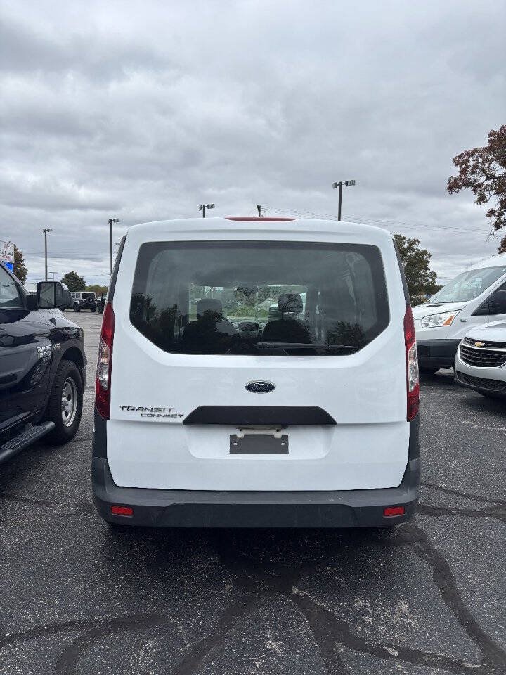 Used 2018 Ford Transit Connect XL FWD image 4