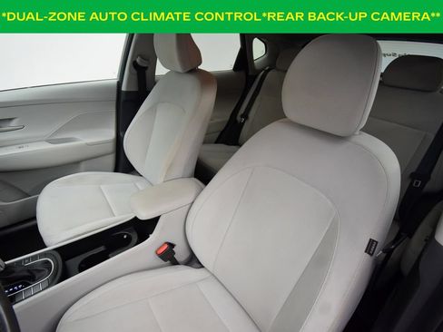 Used 2024 Hyundai Kona SEL FWD image 12