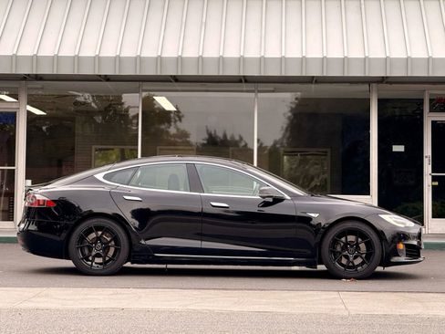 Used 2016 Tesla Model S 75 image 4