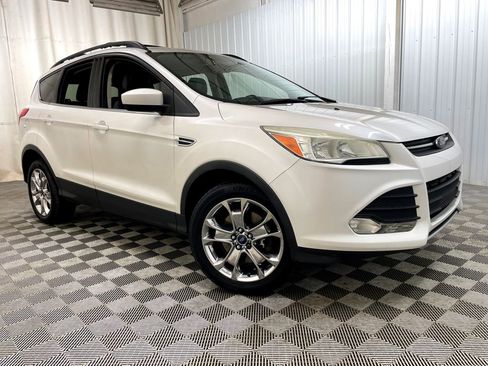 Used 2014 Ford Escape SE w/ Leather Comfort Package AWD/4WD image 47