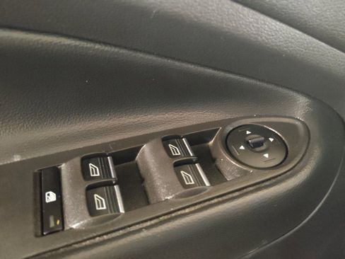 Used 2019 Ford Escape SEL FWD image 27