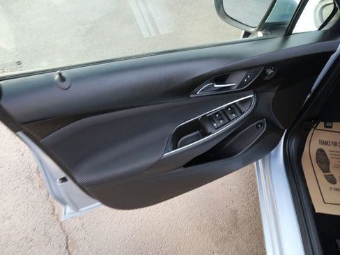 Used 2017 Chevrolet Cruze LS image 17