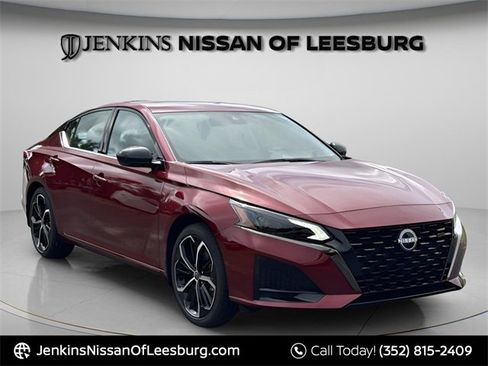 New 2025 Nissan Altima 2.5 SR w/ SR Premium Package image 1