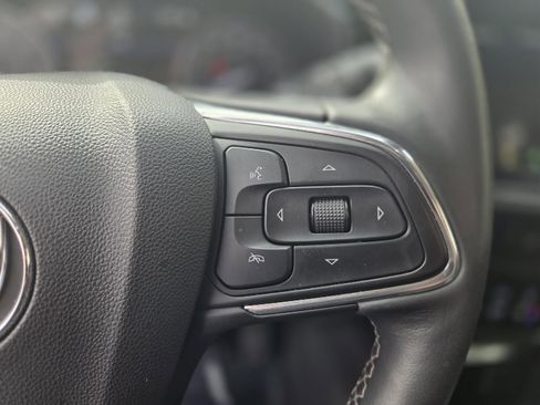 Certified 2023 Buick Envision Avenir image 43