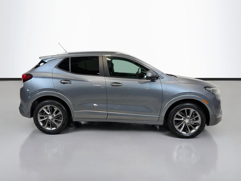 Used 2022 Buick Encore GX Preferred w/ Sport Touring Package FWD image 10