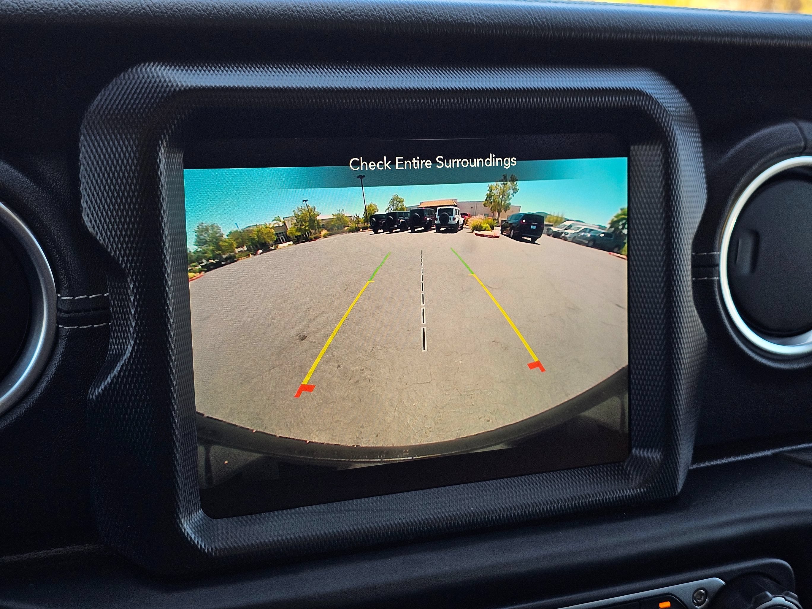 Used 2023 Jeep Wrangler Unlimited Sahara w/ Cold Weather Group AWD/4WD image 36
