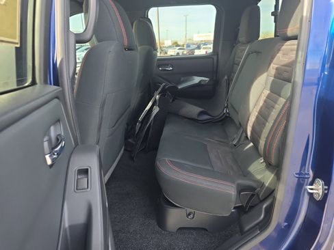 Used 2022 Nissan Frontier PRO-4X image 23