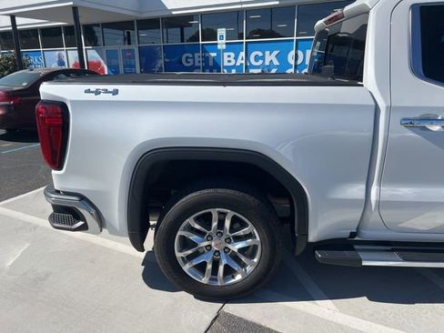 Used 2021 GMC Sierra 1500 SLT w/ SLT Premium Plus Package image 5