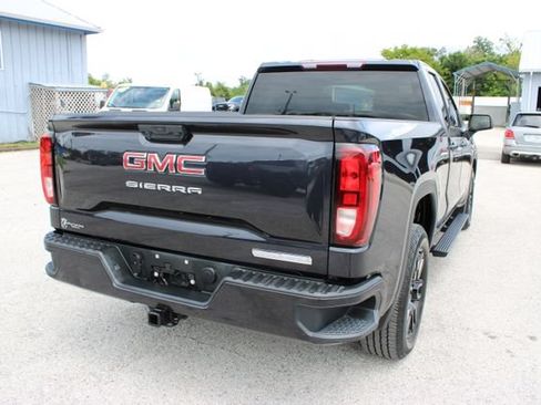 Used 2022 GMC Sierra 1500 Elevation RWD image 11