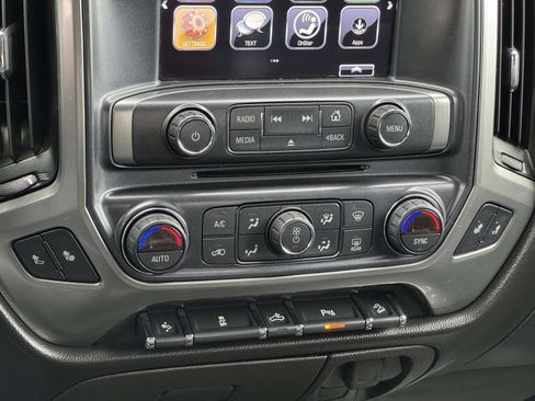 Used 2018 Chevrolet Silverado 1500 LT w/ All Star Edition AWD/4WD image 12