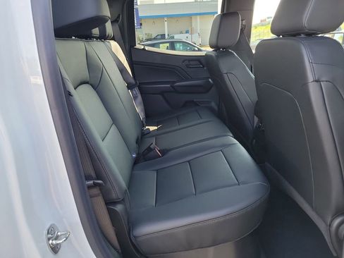 New 2026 Chevrolet Colorado W/T image 17