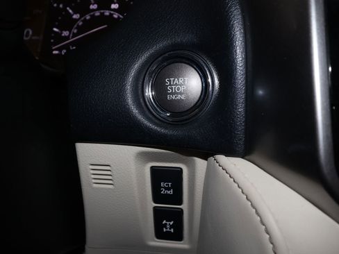 Used 2023 Lexus GX 460 Premium w/ Premium Plus Package image 15