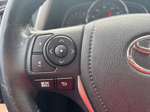 Used 2015 Toyota RAV4 Limited w/ Technology Package AWD/4WD image 17