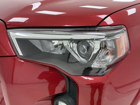 Used 2021 Toyota 4Runner SR5 AWD/4WD image 6