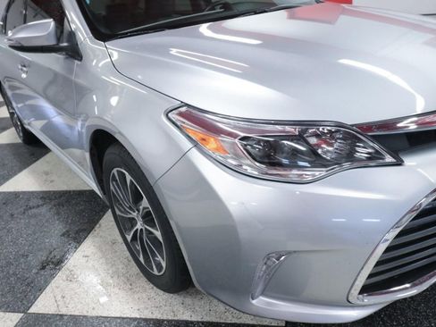 Used 2018 Toyota Avalon XLE Premium FWD image 36