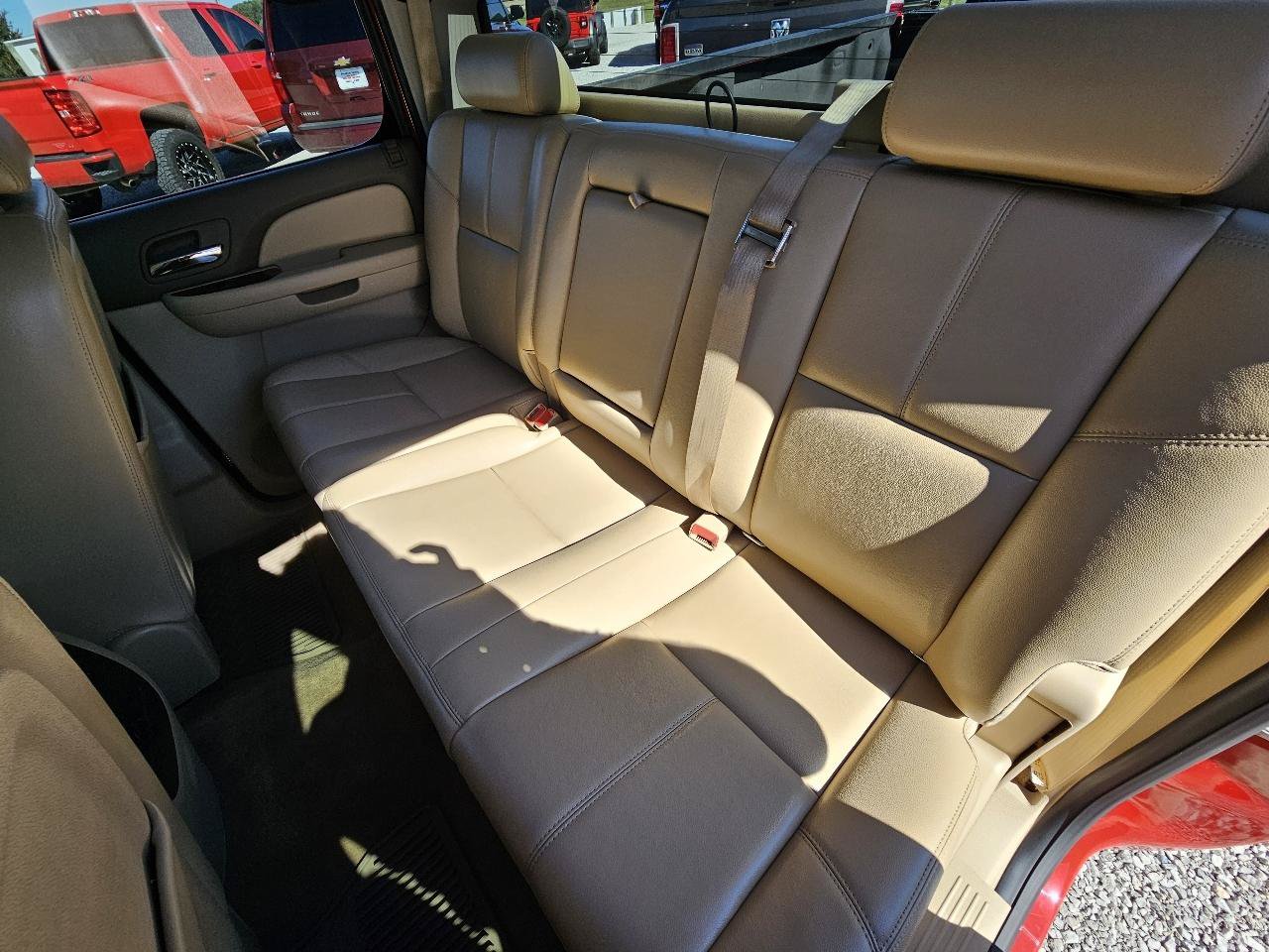 Used 2013 Chevrolet Silverado 1500 LTZ w/ Suspension Package, Off-Road AWD/4WD image 21