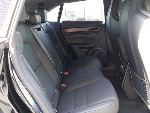 New 2026 Porsche Macan GTS Electric image 23