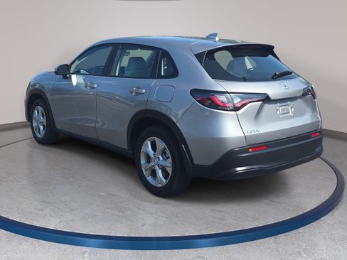 Certified 2025 Honda HR-V LX image 7