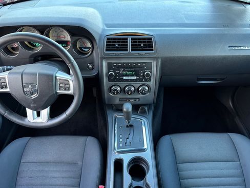 Used 2013 Dodge Challenger R/T image 14