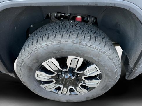 Certified 2024 GMC Sierra 2500 Denali w/ Denali Reserve Package image 40