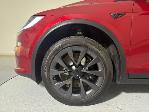 Used 2023 Tesla Model X AWD/4WD image 11