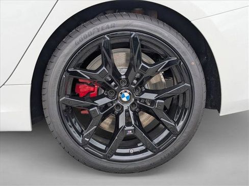 New 2026 BMW 330i Sedan w/ M Sport Package image 10