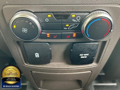 Used 2022 Ford Explorer Platinum w/ Class IV Trailer Tow Package image 17