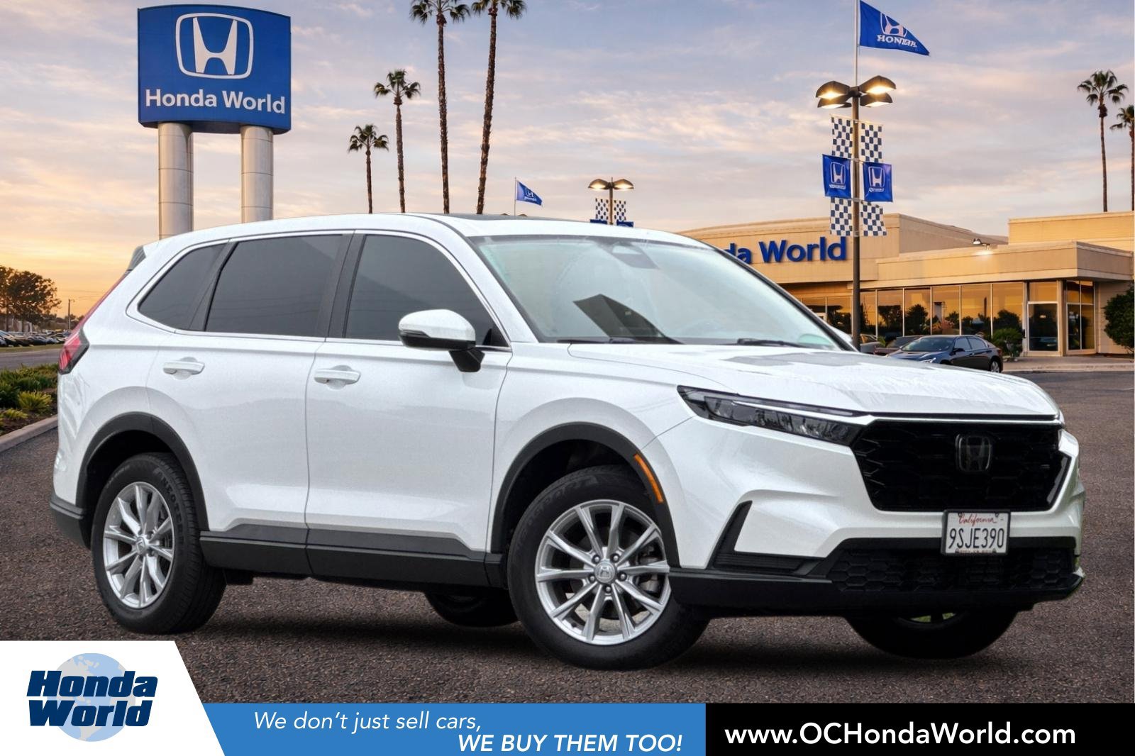 Used 2023 Honda CR-V EX image 1