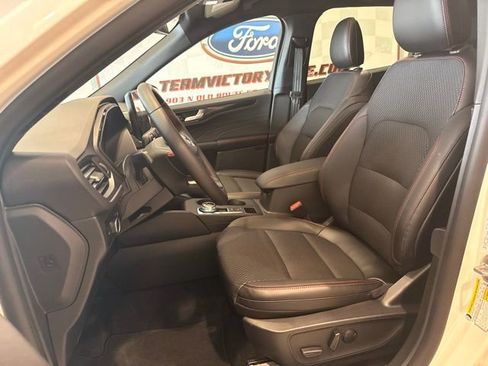 New 2026 Ford Escape ST-Line w/ Tech Pack #1 AWD/4WD image 15