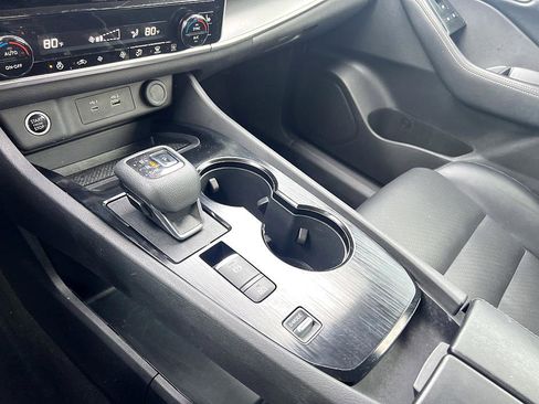 Certified 2023 Nissan Rogue SV w/ SV Premium Package image 27