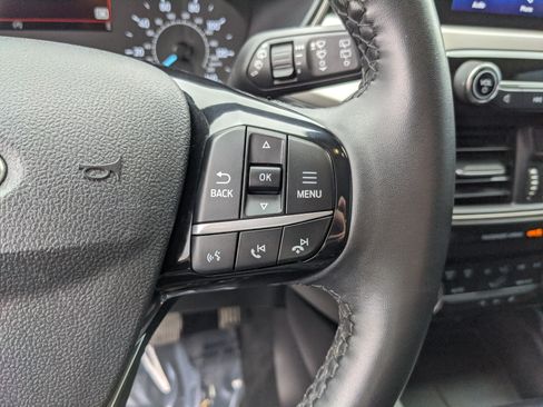 Certified 2022 Ford Escape SEL image 35