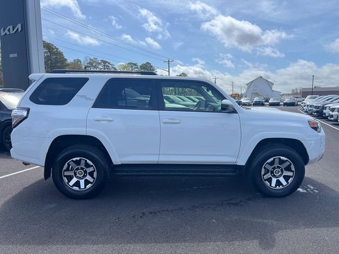 Used 2024 Toyota 4Runner TRD Off-Road image 13