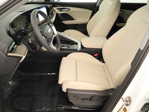 New 2025 Audi Q5 Prestige image 24