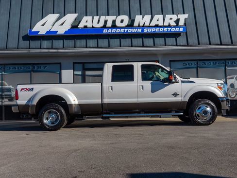 Used 2016 Ford F350 Lariat w/ Lariat Ultimate Package image 4