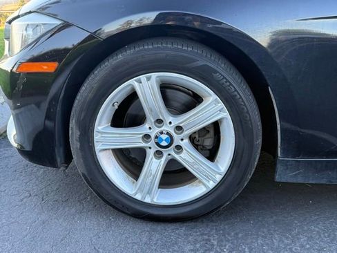 Used 2015 BMW 320i Sedan image 28